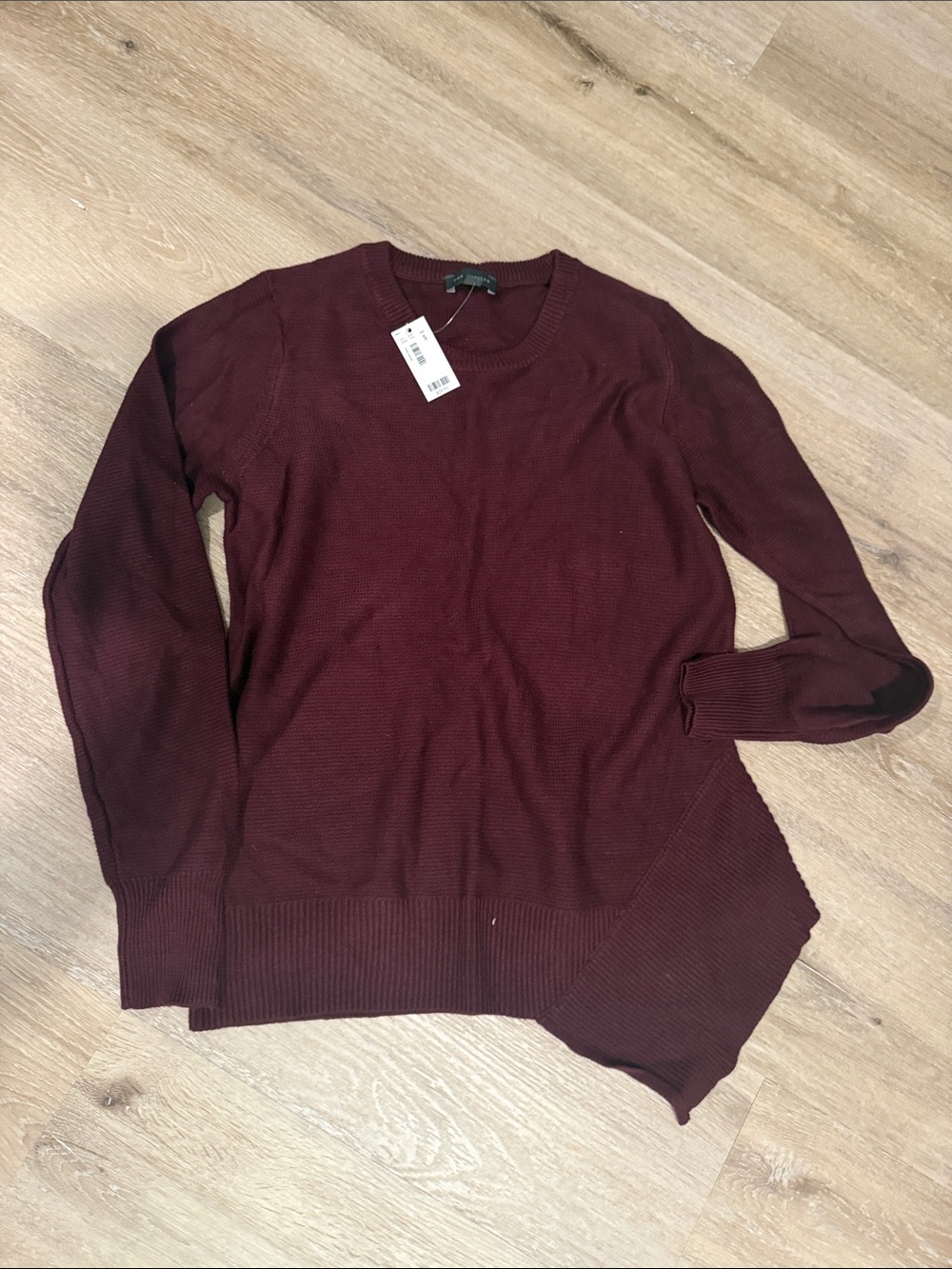 The Limited Women's Crewneck Sweater in Burgundy